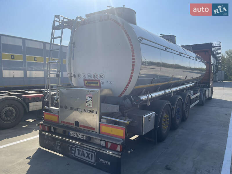 Цистерна полуприцеп Magyar SR 2011 в Киеве