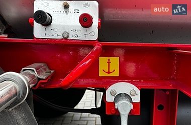 Цистерна полуприцеп Magyar SR 2001 в Виннице