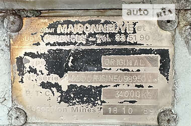 Цистерна полуприцеп Maisonneuv Original 1989 в Черновцах