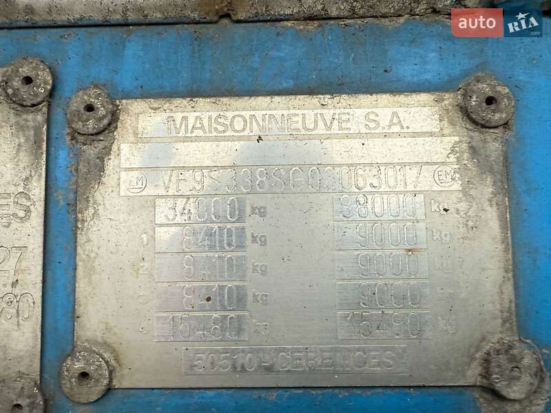 Цистерна Maisonneuv S338FG 2003 в Киеве