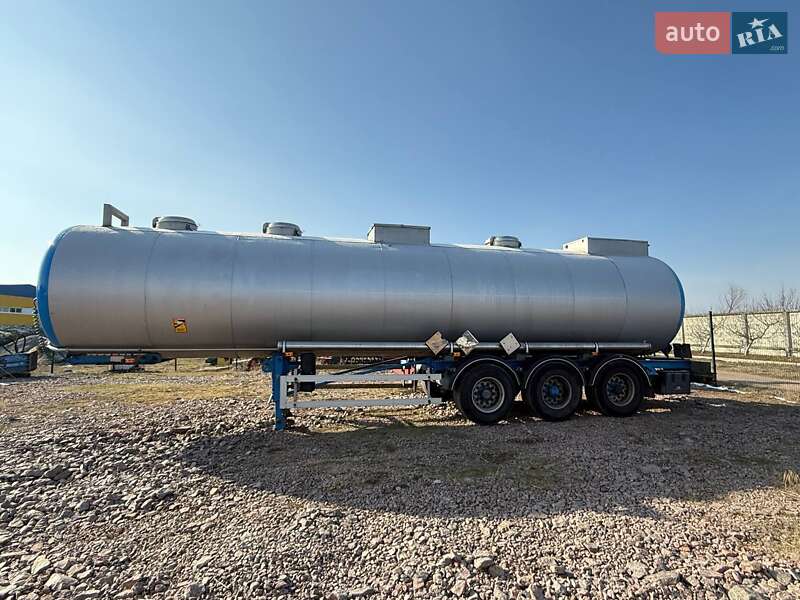 Цистерна Maisonneuv S338FG 2003 в Киеве