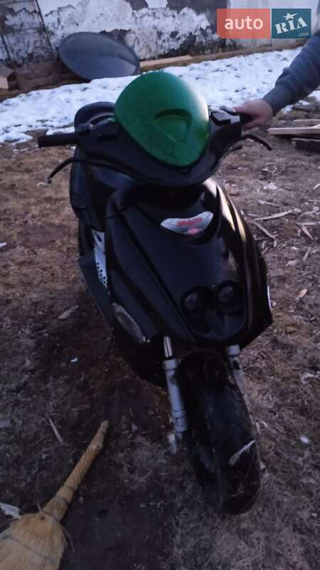 Мопеди Malaguti F12 2013 в Львові