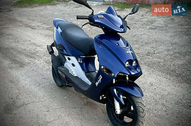 Скутер Malaguti Firefox 2004 в Лозовой фото Скутер Malaguti Firefox 2004 в Лозовой