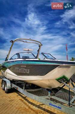 Катер Malibu Wakesetter 2023 в Киеве