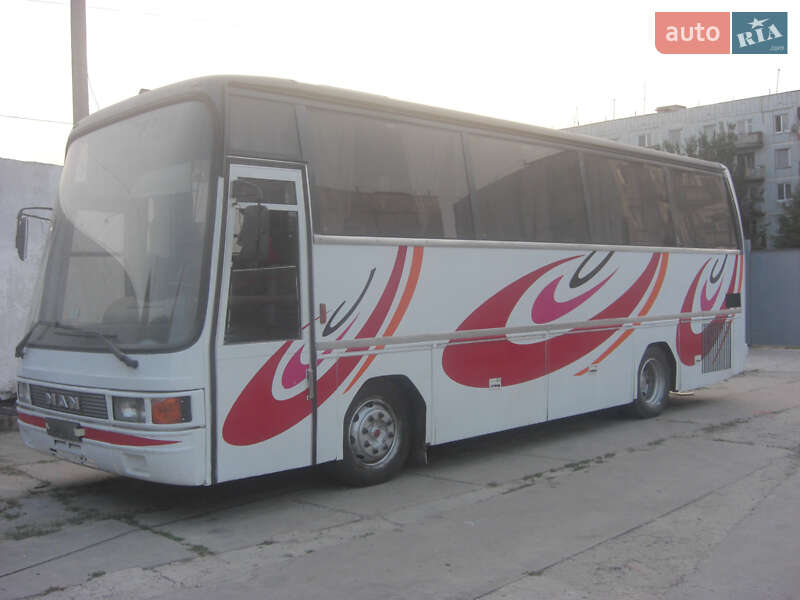 Туристичний / Міжміський автобус MAN 10.180 1991 в Орлівщині