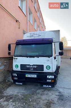 Грузовой фургон MAN 10.223 2003 в Ровно