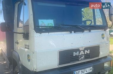 Грузовой фургон MAN 10.224 2000 в Новомосковске