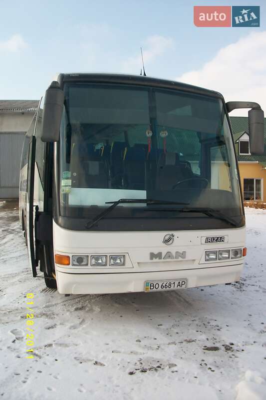 MAN 11.220 2000