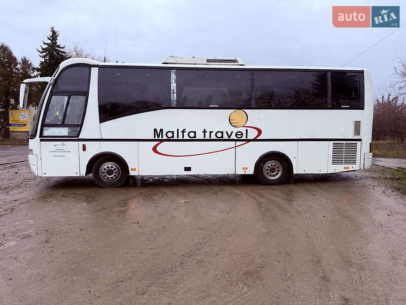 Туристический / Междугородний автобус MAN 11.220 2000 в Теребовле