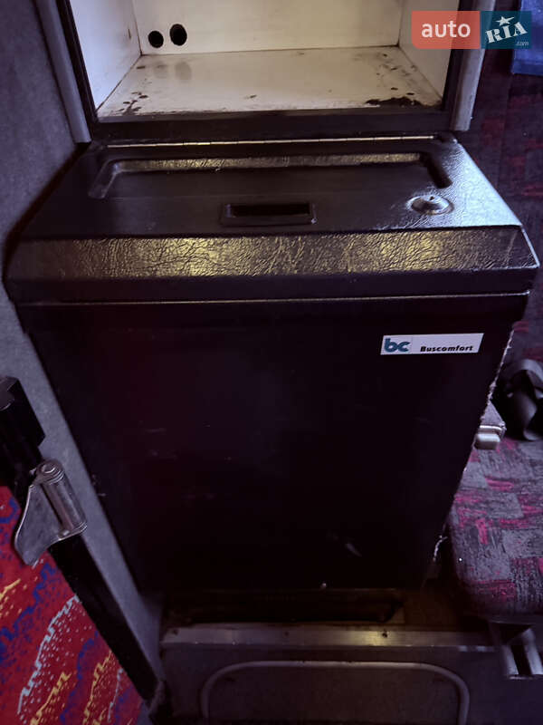 Туристический / Междугородний автобус MAN 11.220 2000 в Теребовле