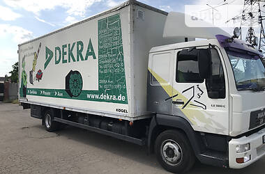 Вантажний фургон MAN 12.180 2001 в Покровську