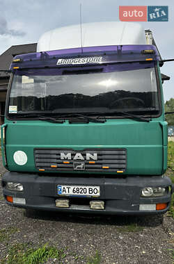 Грузовой фургон MAN 12.220 2005 в 
