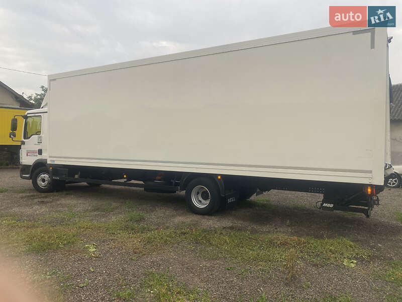 Вантажний фургон MAN 12.220 2013 в Бучачі фото 9 Вантажний фургон MAN 12.220 2013 в Бучачі
