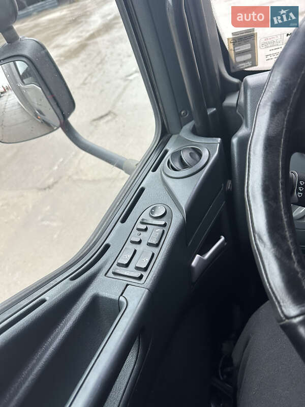 Другие грузовики MAN 12.220 2010 в Кременце