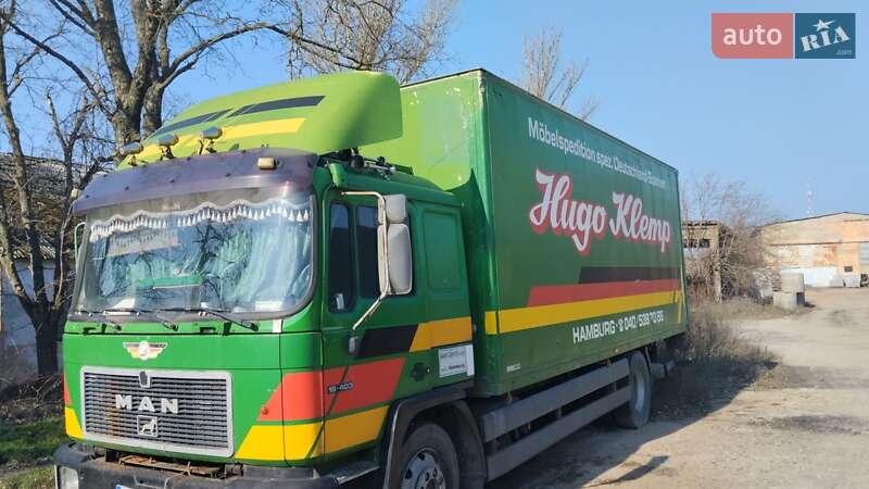 Грузовой фургон MAN 12.224 2000 в Одессе
