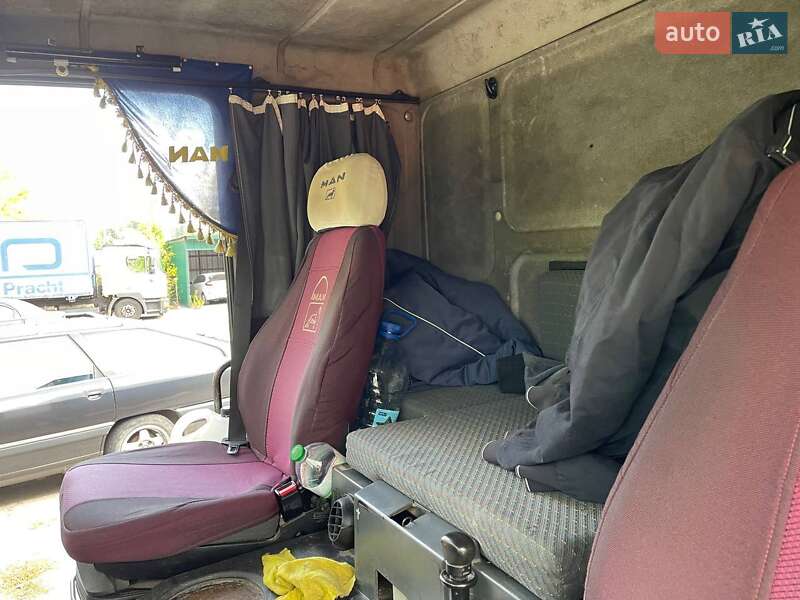 Грузовой фургон MAN 14.224 1998 в Днепре