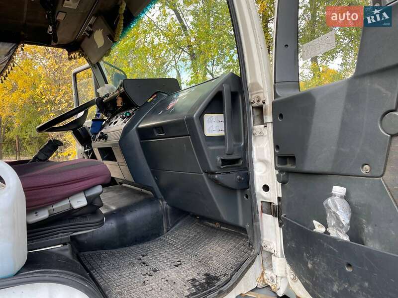 Грузовой фургон MAN 14.224 1998 в Днепре