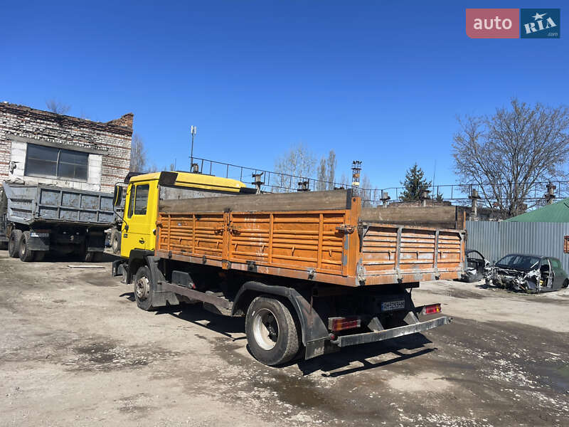 Самоскид MAN 14.272 1995 в Житомирі