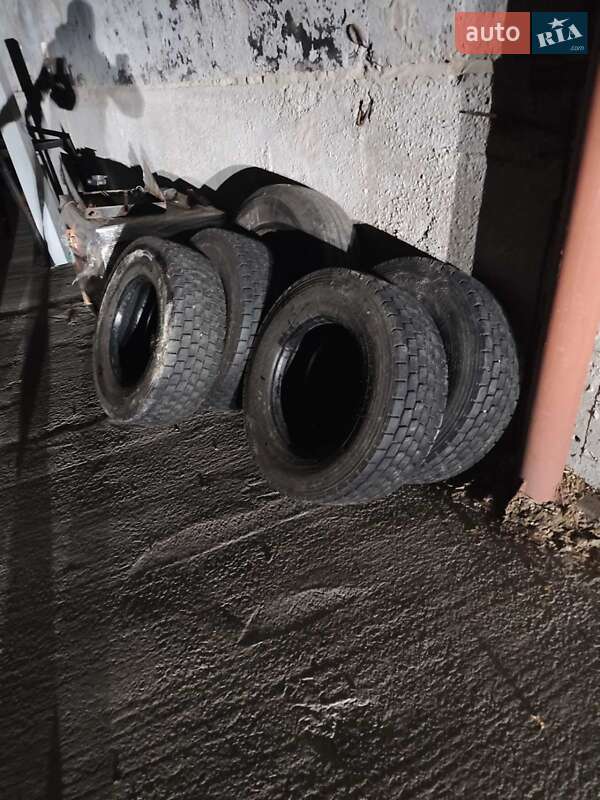 Тентованый MAN 14.272 1995 в Макарове