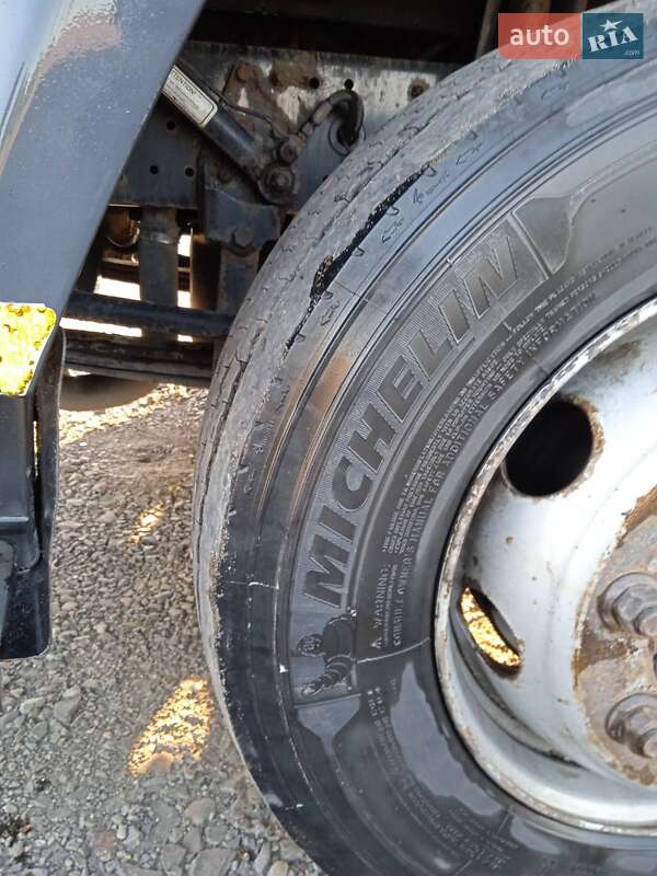 Тентованый MAN 14.280 2004 в Косове