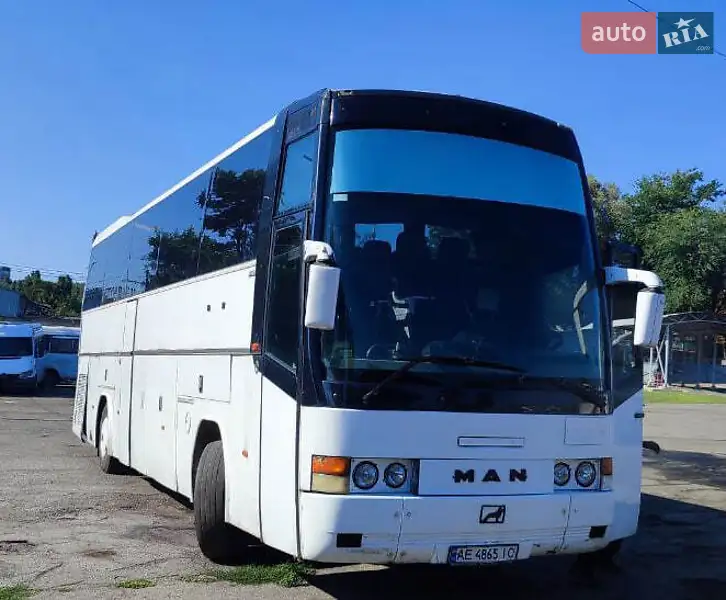 Туристический / Междугородний автобус MAN 16.360 1991 в 