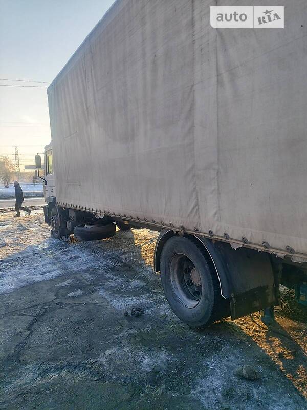 Тентований MAN 18.220 2006 в Дніпрі