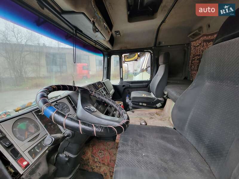 Грузовой фургон MAN 18.220 2004 в Запорожье