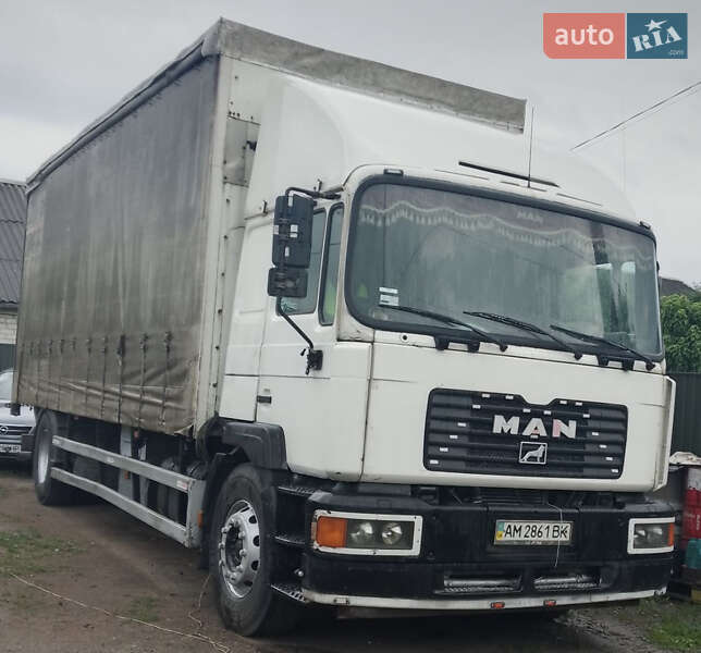 Тентованый MAN 18.220 2005 в Житомире