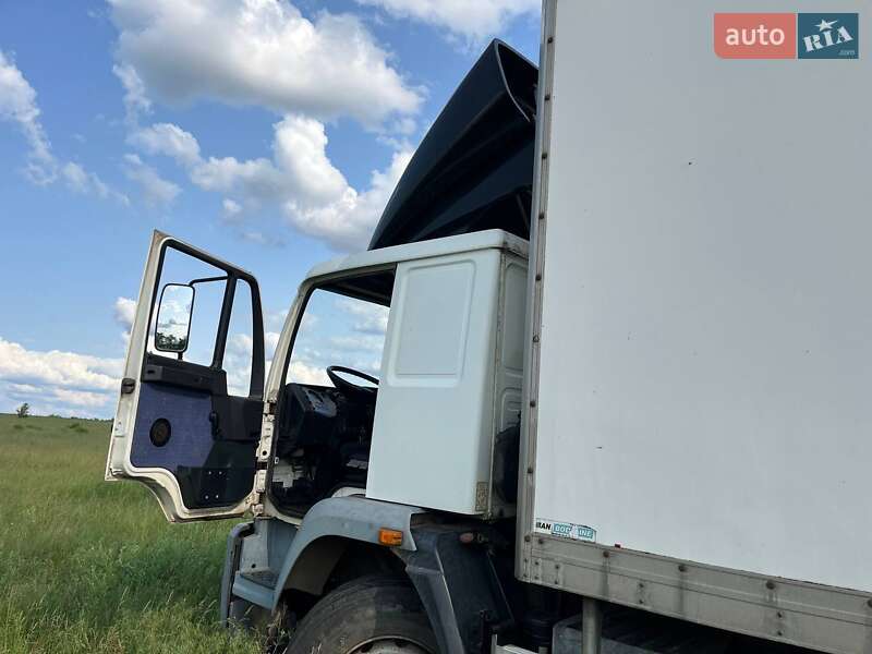 Грузовой фургон MAN 18.224 2001 в Вознесенске