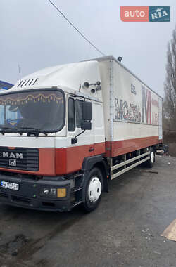 Вантажний фургон MAN 18.224 2001 в 