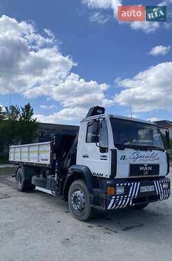 Самосвал MAN 18.224 2000 в 