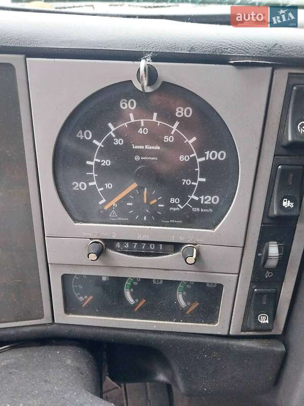 Вантажний фургон MAN 18.224 2002 в Харкові