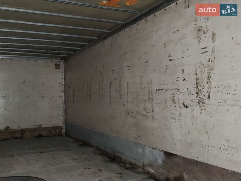 Вантажний фургон MAN 18.225 2002 в Львові