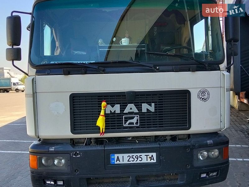 Грузовой фургон MAN 18.225 2002 в Броварах