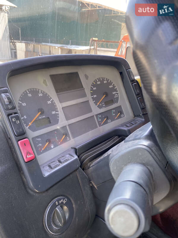 Тягач MAN 18.373 2001 в Києві