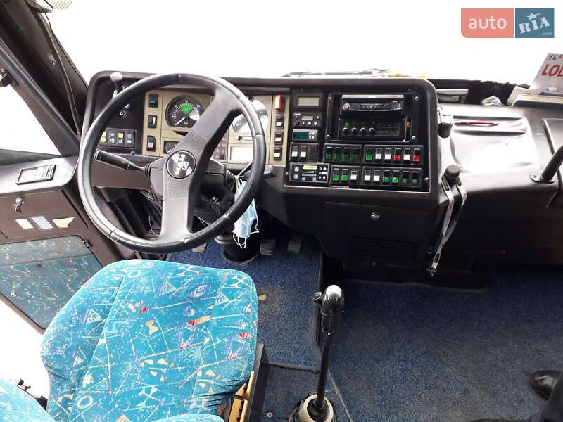 Туристический / Междугородний автобус MAN 18.400 1997 в Черновцах