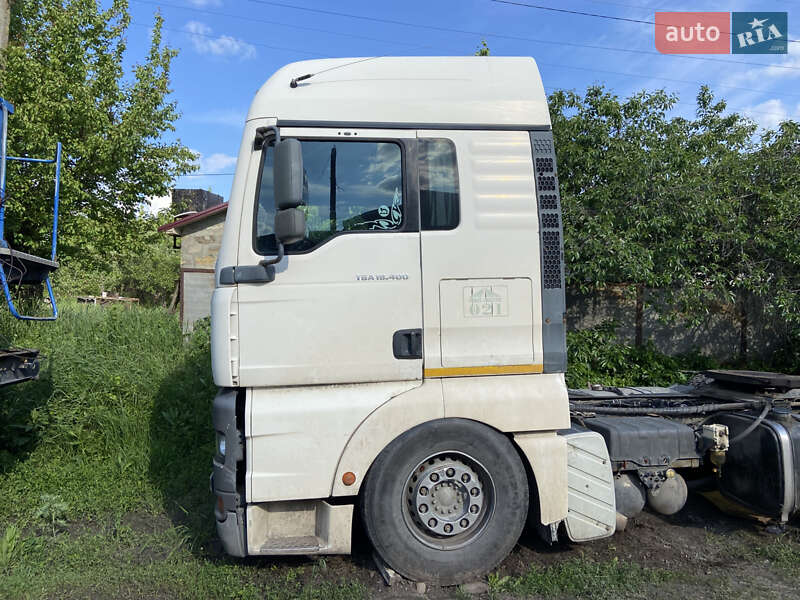 Тягач MAN 18.403 2008 в Лозовой