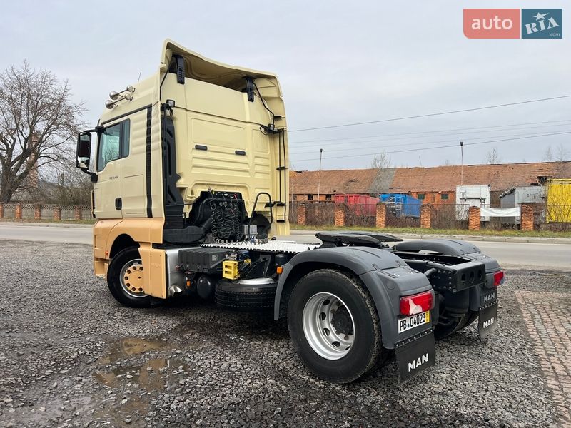 Тягач MAN 18.403 2013 в Хусте