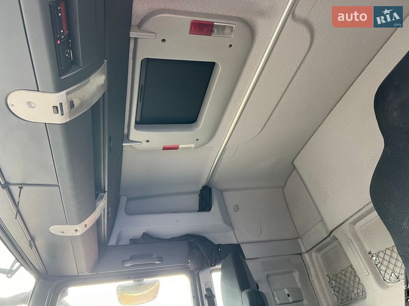 Тягач MAN 18.403 2013 в Хусте