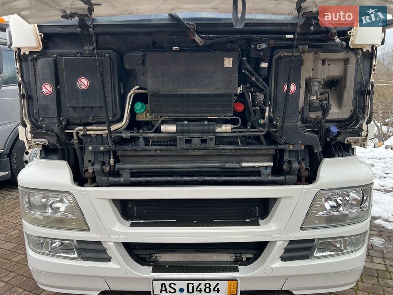 Тягач MAN 18.403 2008 в Хусті