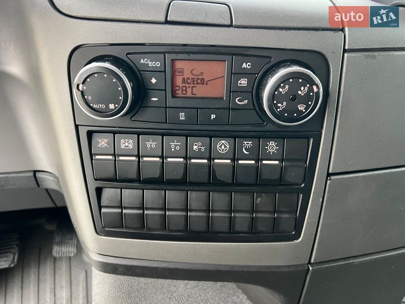 Тягач MAN 18.403 2008 в Хусті