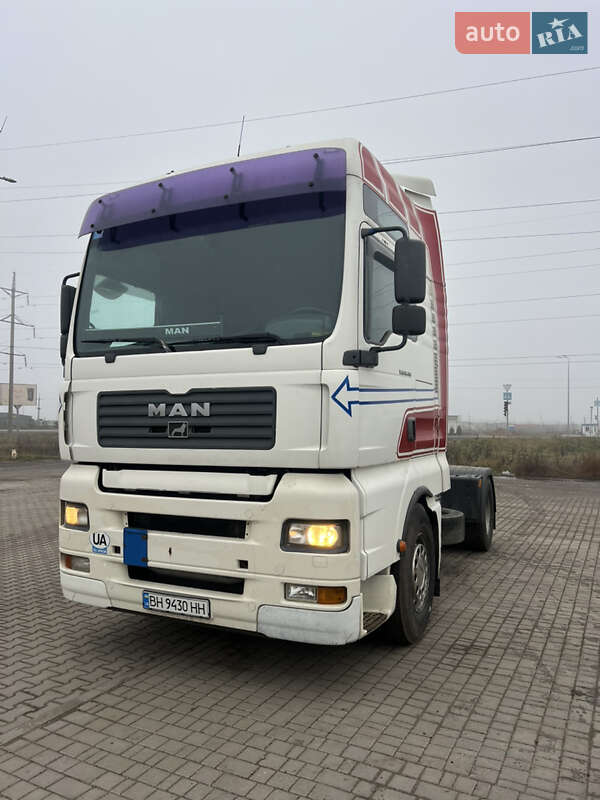 Тягач MAN 18.410 2003 в Одессе