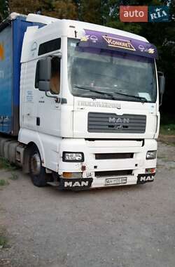 Тягач MAN 18.410 2004 в 