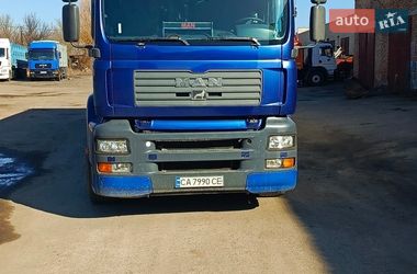 Тягач MAN 18.413 2003 в Черкасах