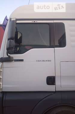 Вантажний фургон MAN 18.430 2006 в Сумах
