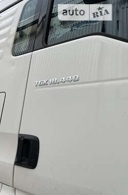 Тягач MAN 18.440 2012 в Львові