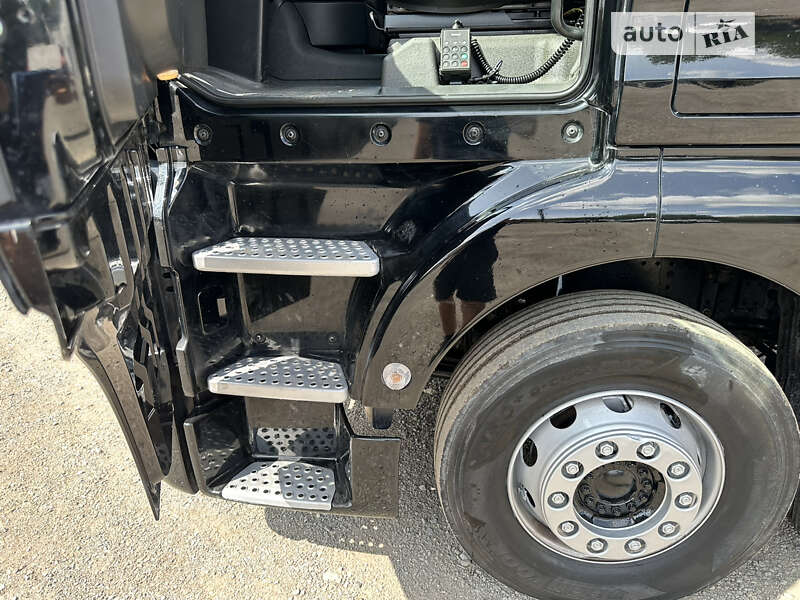 Тягач MAN 18.440 2015 в Тернополі