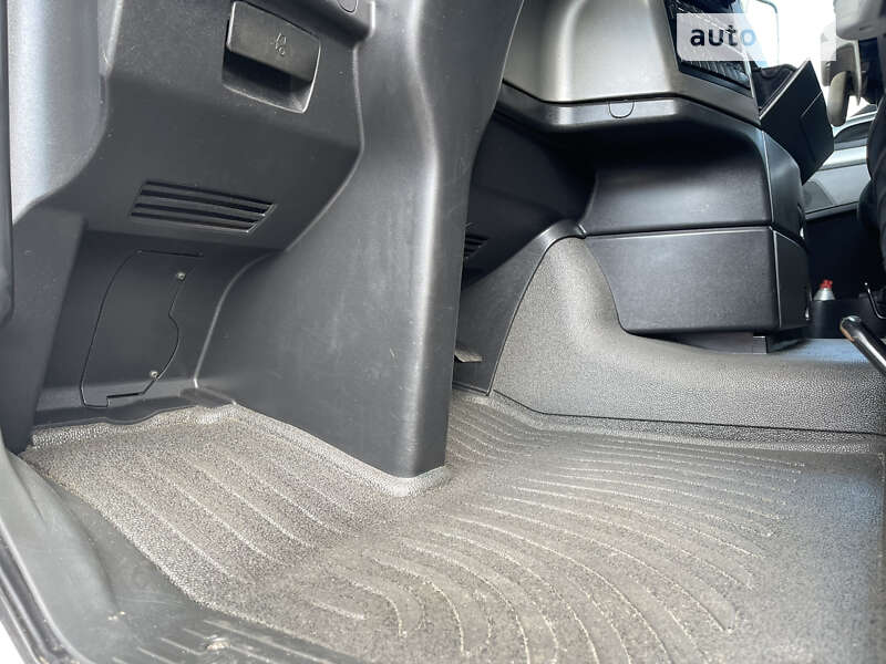 Тягач MAN 18.440 2013 в Ровно