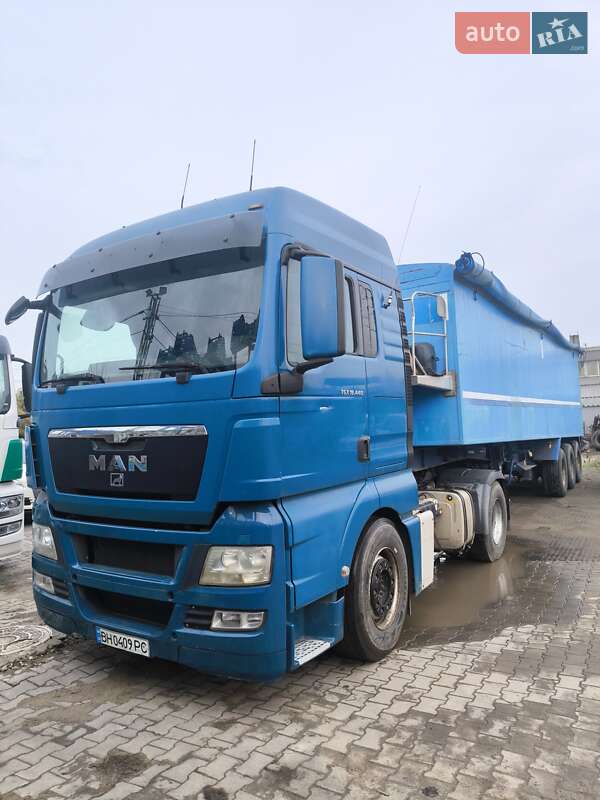 Самосвал MAN 18.440 2009 в Одессе