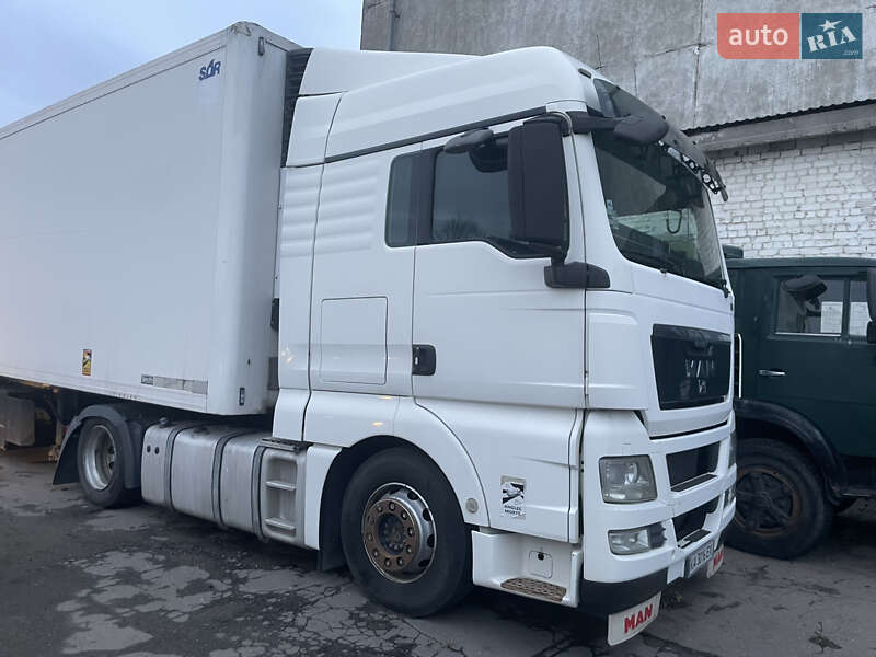 Тягач MAN 18.440 2012 в Києві